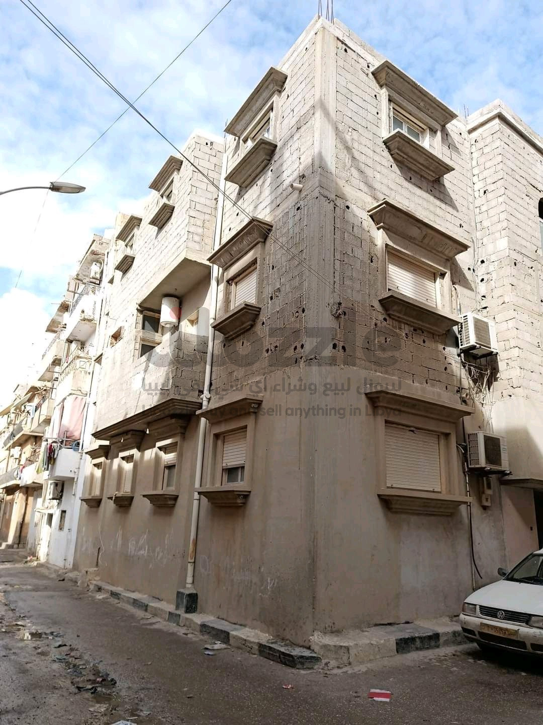 عمارة علي شارعيين بني جديد مساحه العماره 200 متر