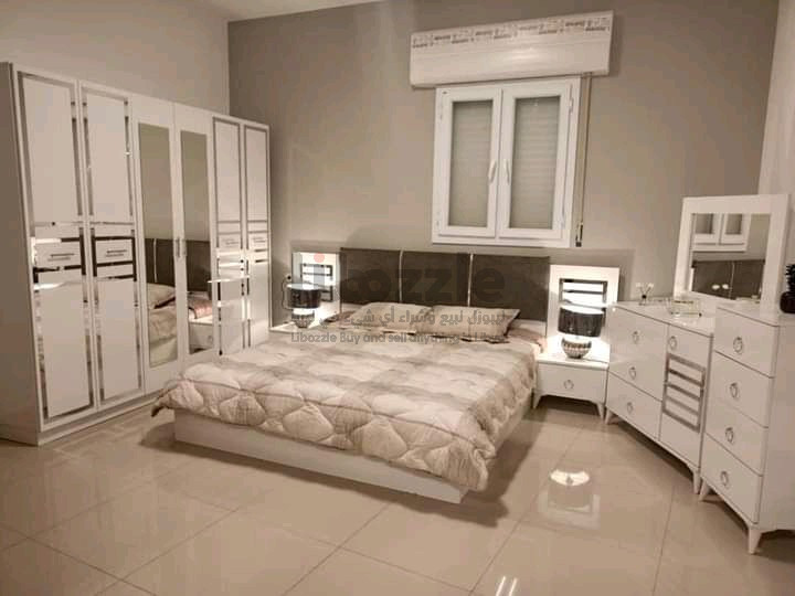 غرفة نوم زوجية موديل / اسطنبول تتكون من 7 قطع