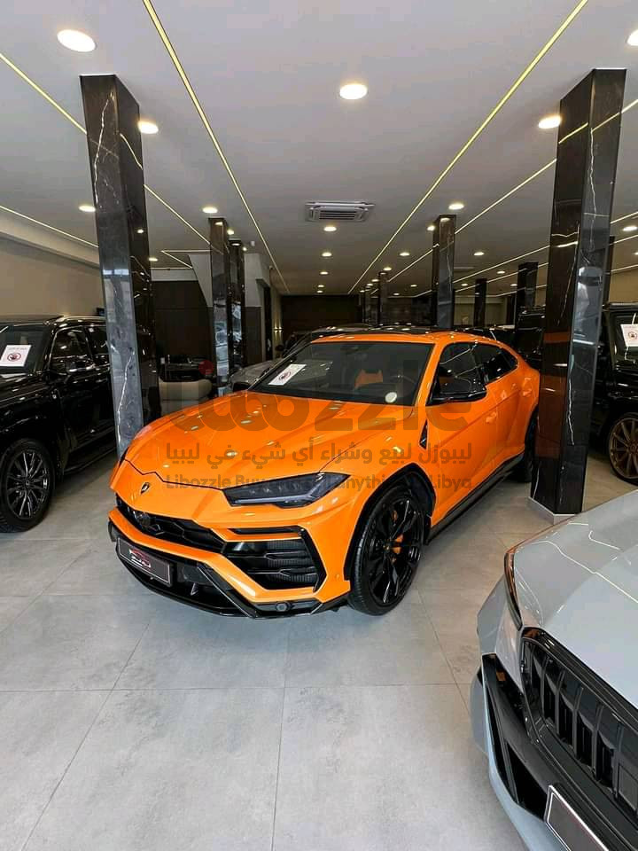 Lamborghini Urus2023