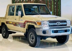 TOYOTA LAND CRUISER   موديل 2013/