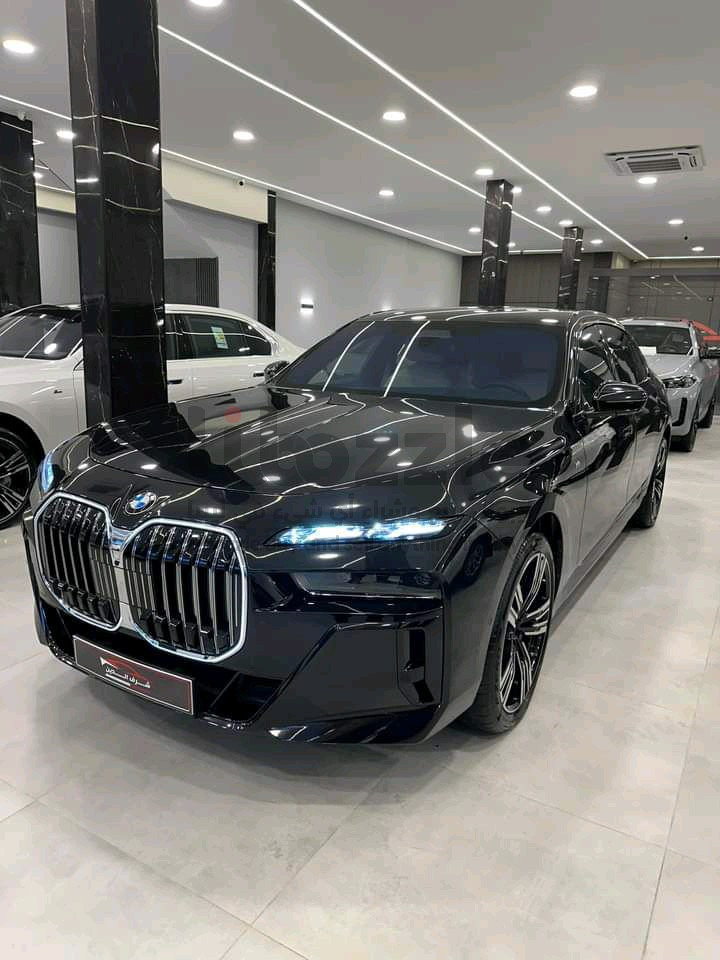 BMW  740 i 2024