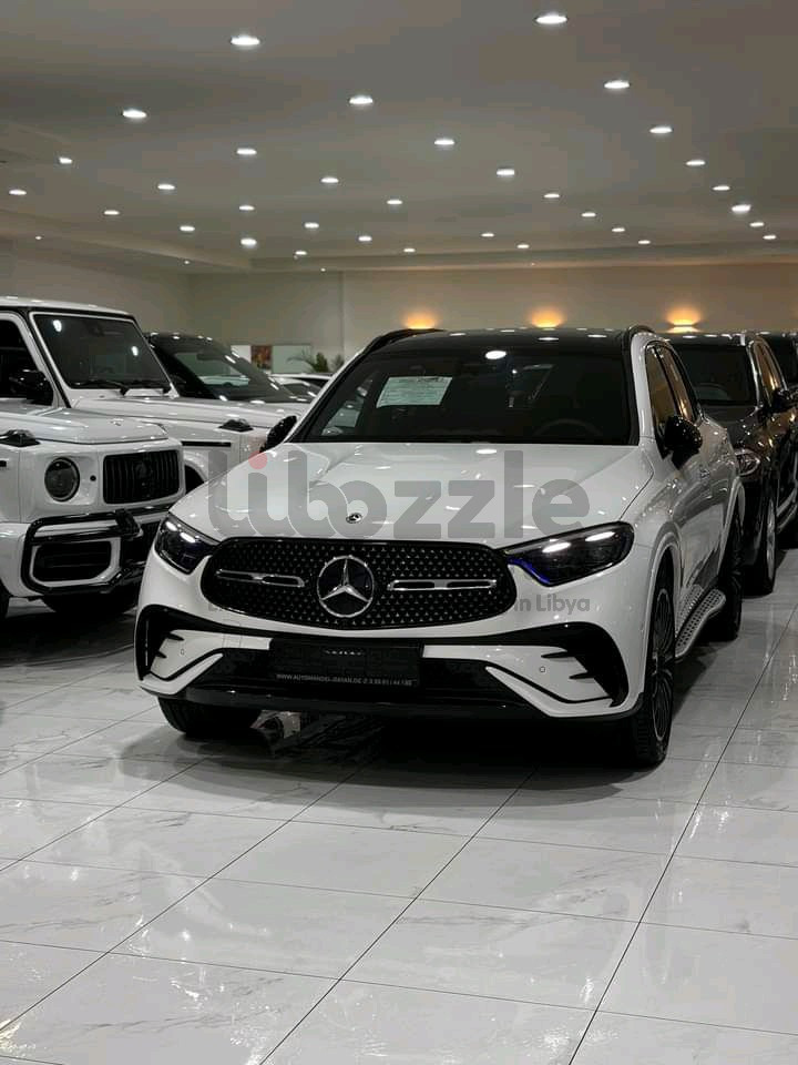 Mercedes-Benz GLC300 2024