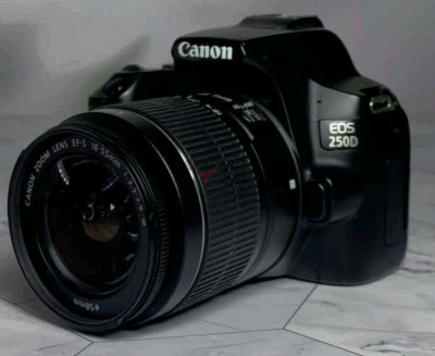 كاميرا D250 للبيع