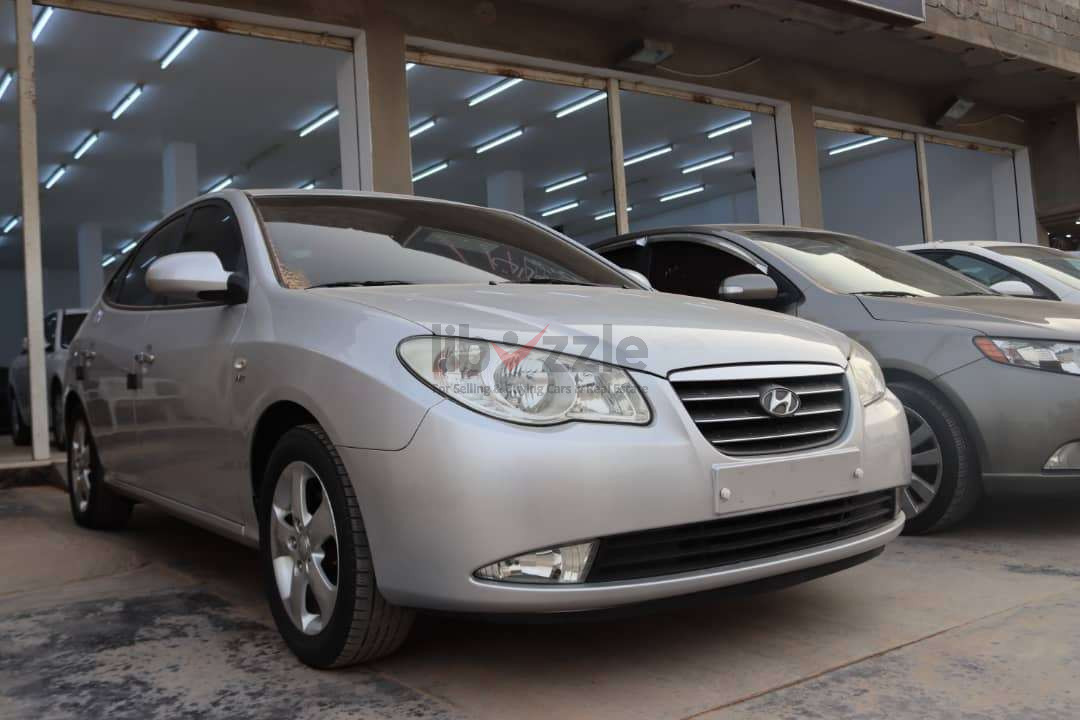 Hyundai Avateهونداي افانتي معرض رتاج لاستراد وبيع السيارات_مصراتة
