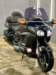 HONDA GOLD Wing