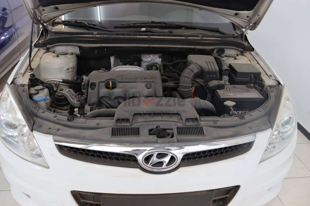 هيونداي Hyundai I30 معرض رتاج لاستراد وبيع السيارات_مصراتة
