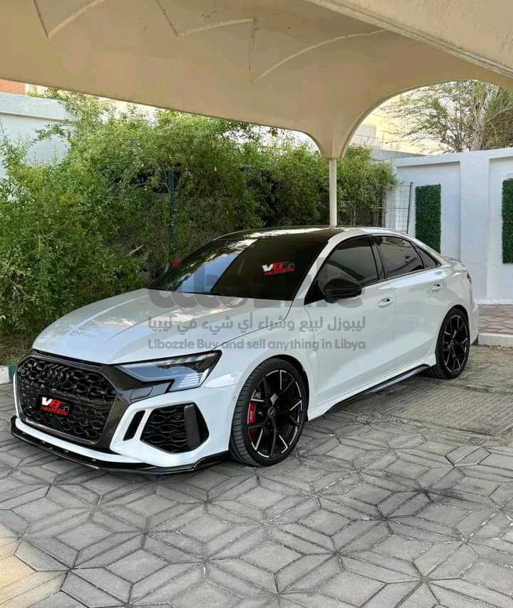 Audi  RS3 2023